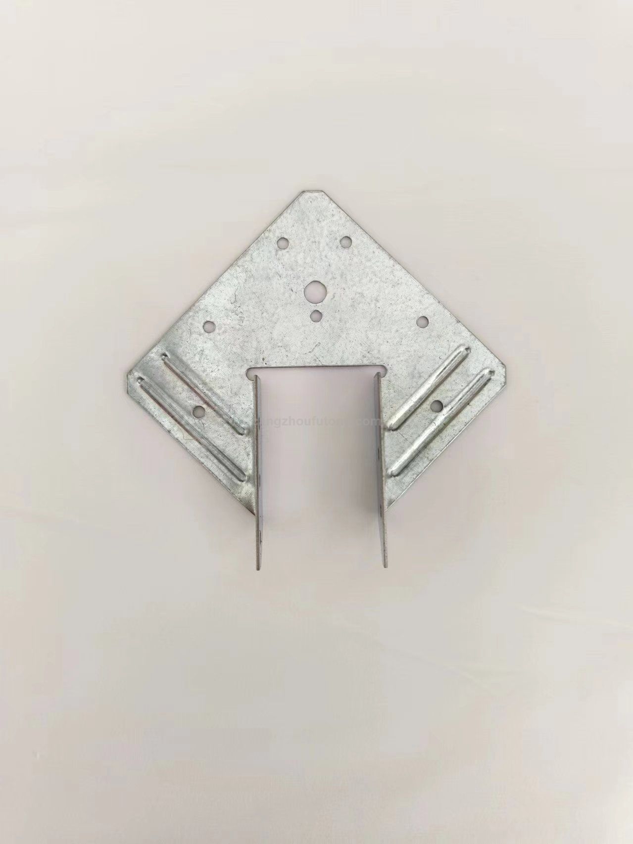 Roof Truss Timber To Resist Strong Winds Galvanized Steel Joist Hanger To Rafter Connectors